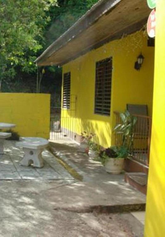 Tonys Guest House Port of Spain Exterior photo